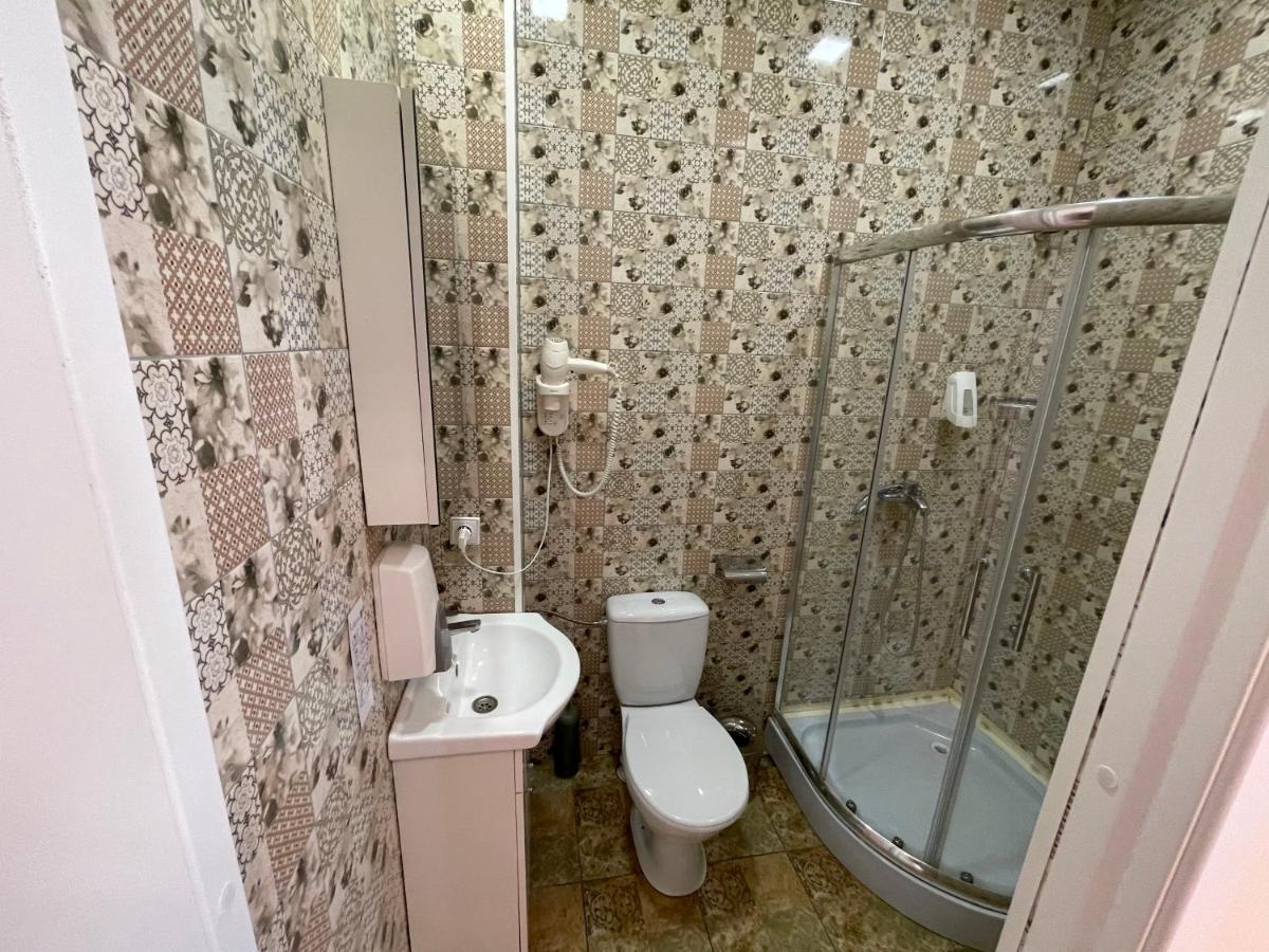 Mr Jo'S Hostel Каунас Екстер'єр фото